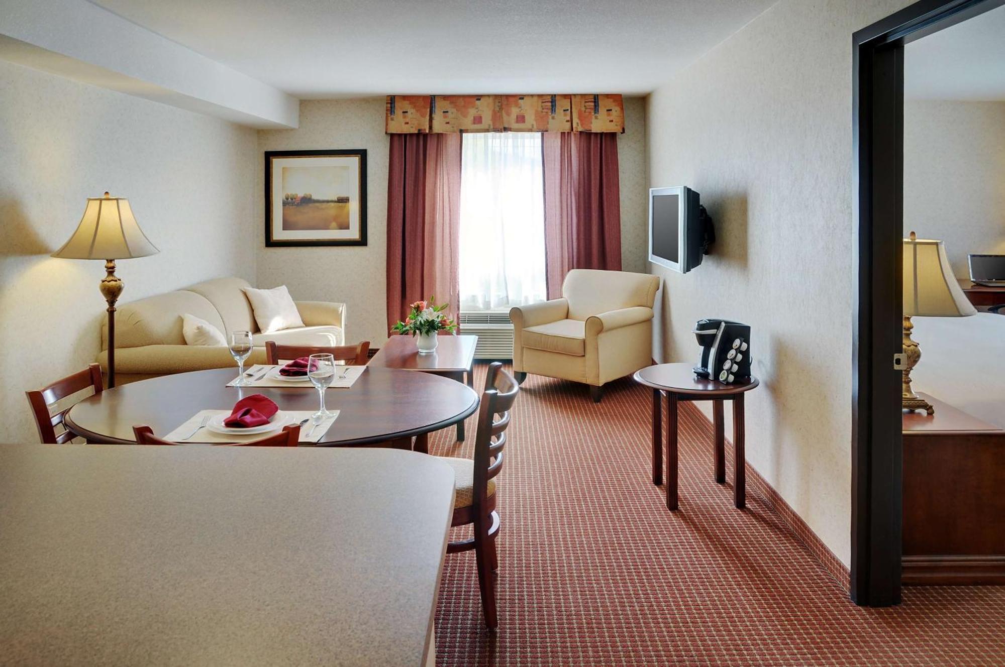 Coast Grimshaw Hotel & Suites Εξωτερικό φωτογραφία