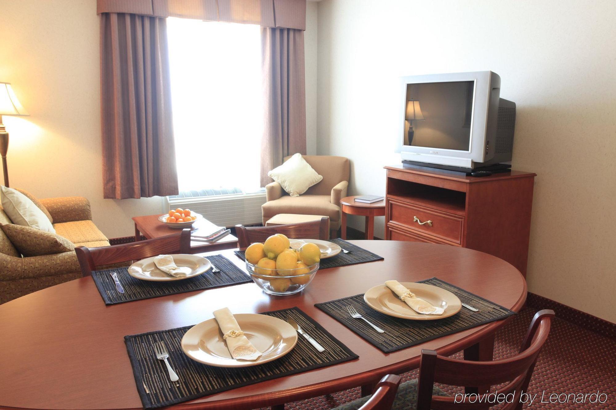 Coast Grimshaw Hotel & Suites Εξωτερικό φωτογραφία