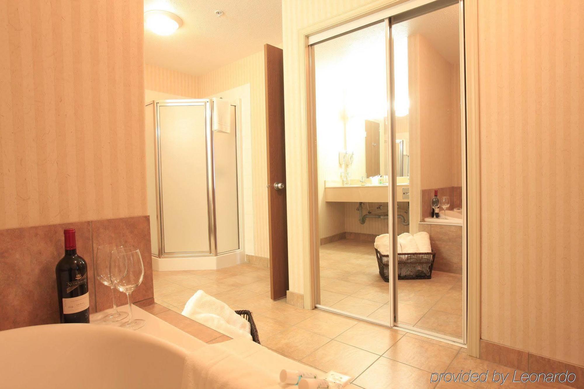 Coast Grimshaw Hotel & Suites Εξωτερικό φωτογραφία